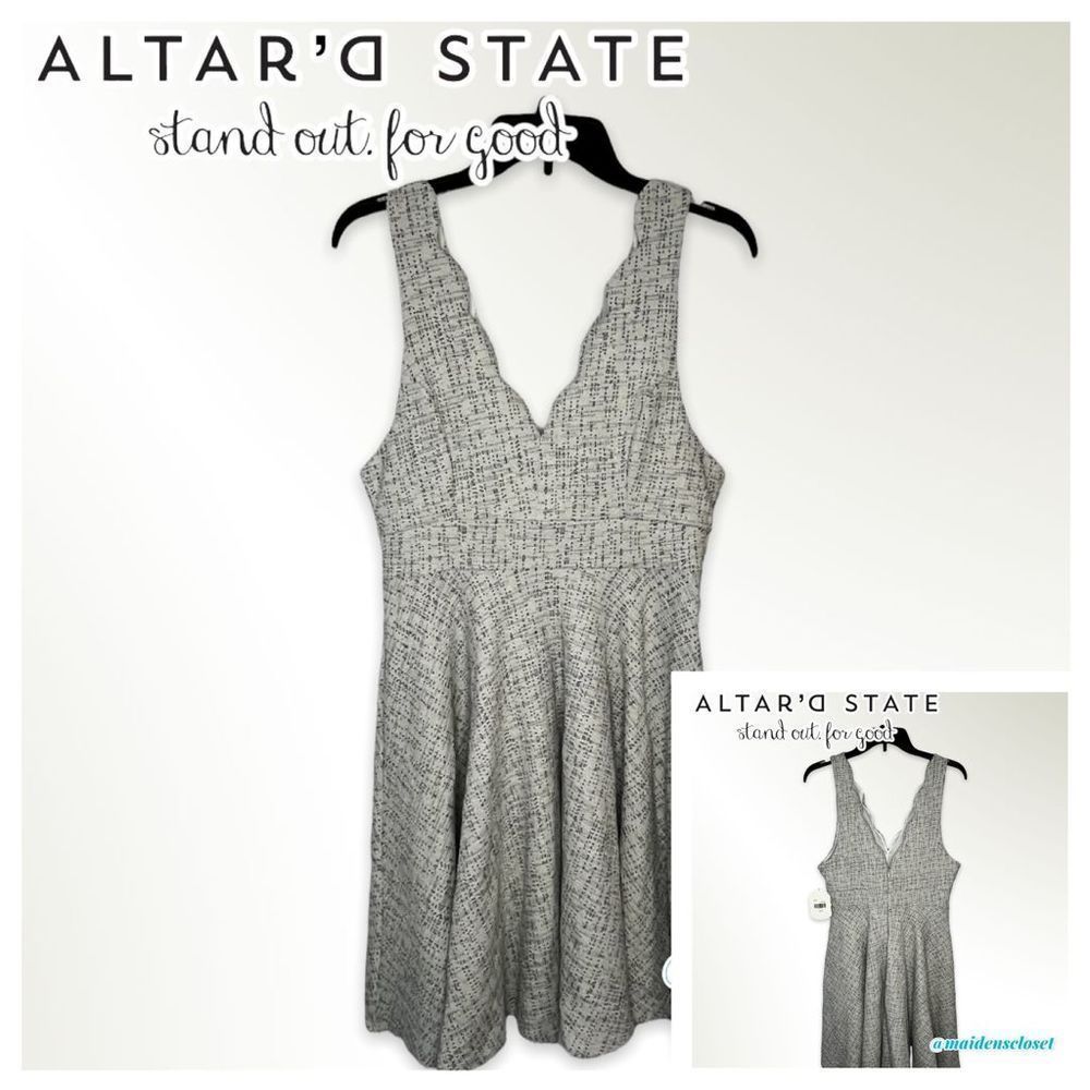 NWT Altar’d State Sleeveless Scalloped V-Neck Dress
